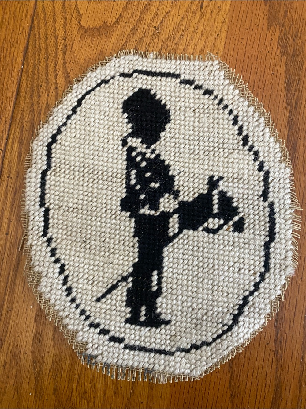 Vintage Shadow Needlepoints  (2)!of Little Boy and Girl - Picture 2 of 4